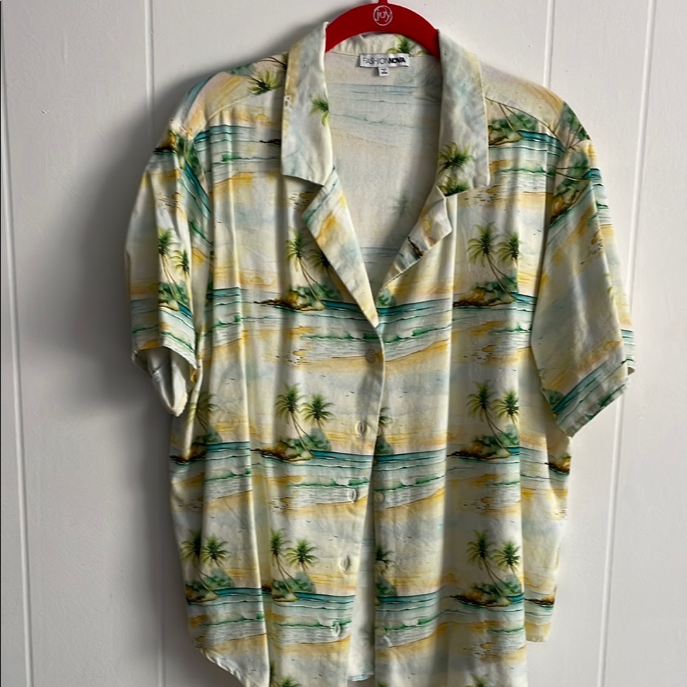 Island Print Short Sleeve Shirt - Pale Yellow/Green by fashion nova